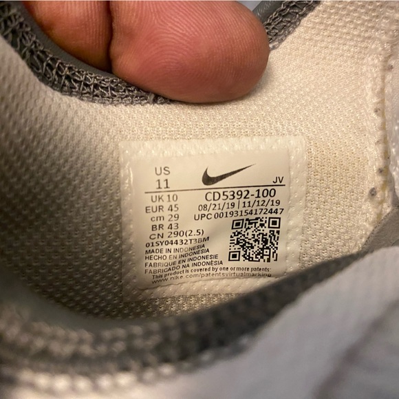 Nike Air Max Motion 2 Men’s size 11 - Picture 6 of 9